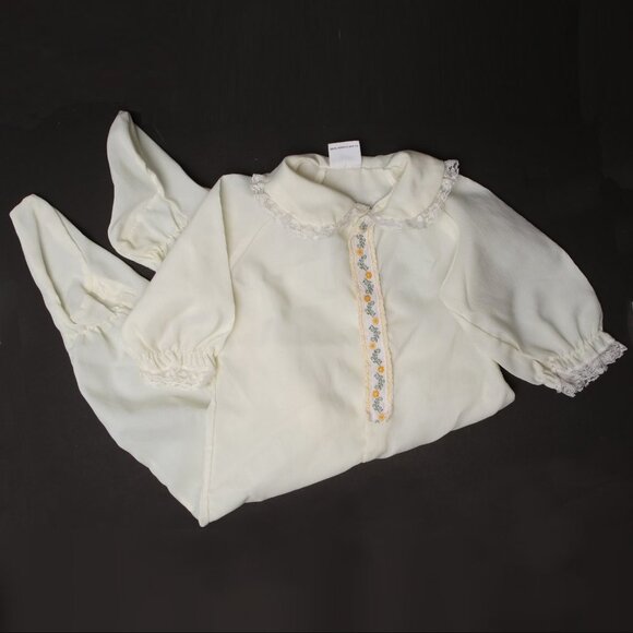 Vintage SEARS Baby Onesie Romper Sleeper Clothing Poly Cream Lace Buttons 1970s - Picture 2 of 8